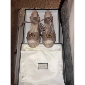 Brand new never worn Gucci espadrille wedges